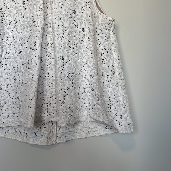 White Lace Halter Tank Top - Picture 5 of 6